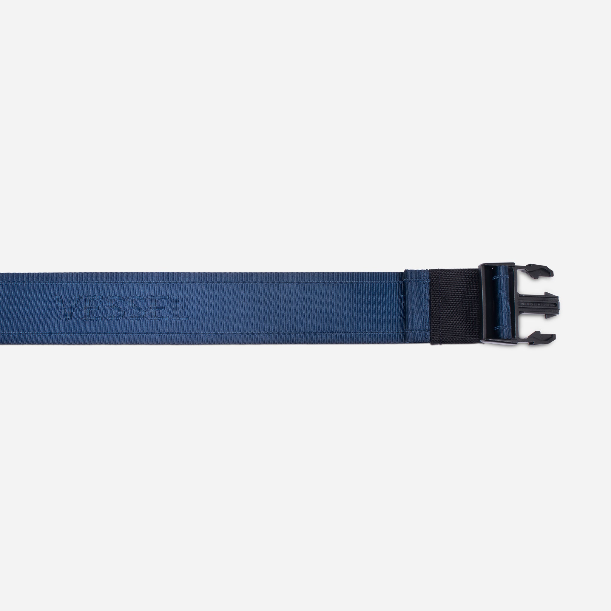 Clip of navy Travel Compression Strap #color_navy