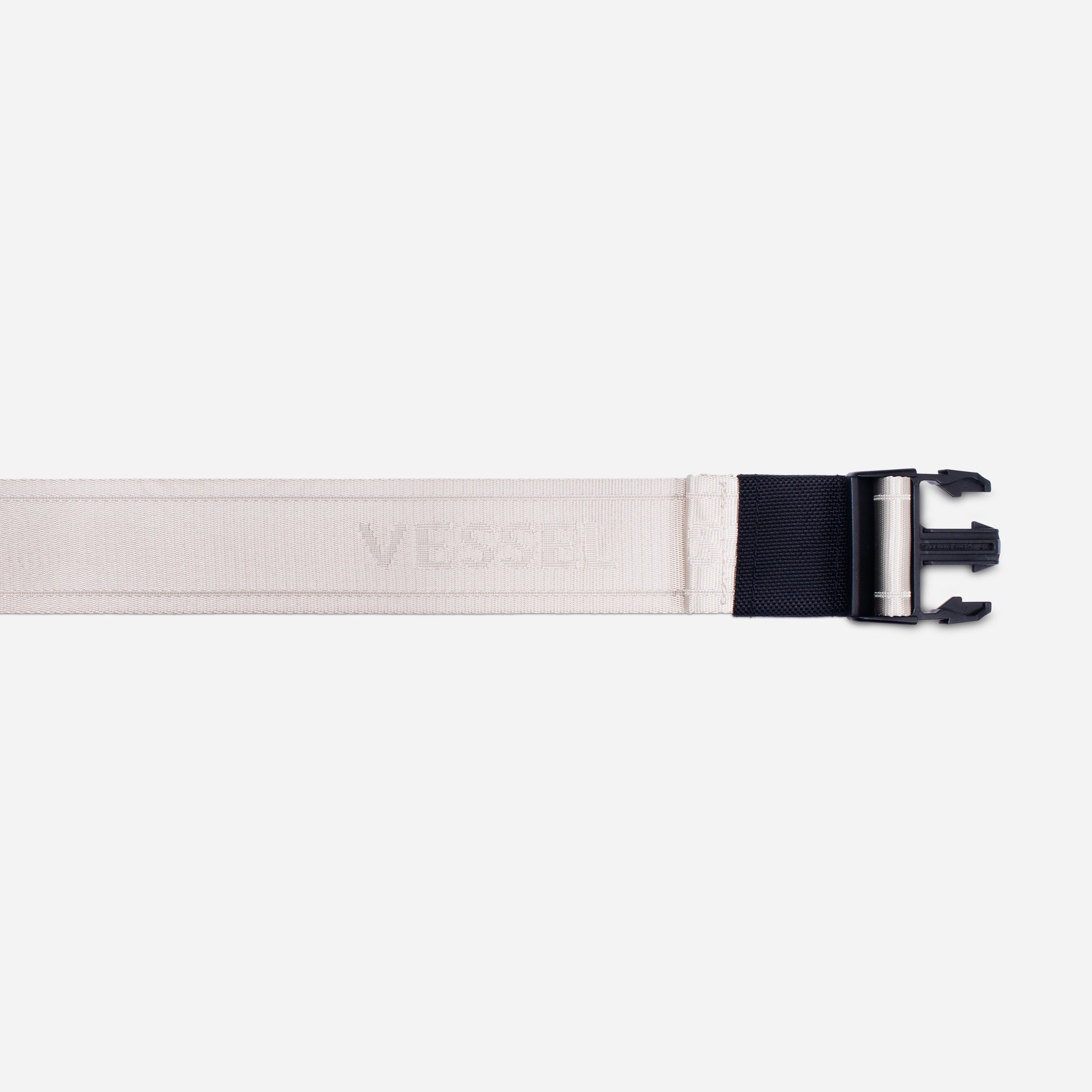 clip of natural Travel Compression Strap #color_natural