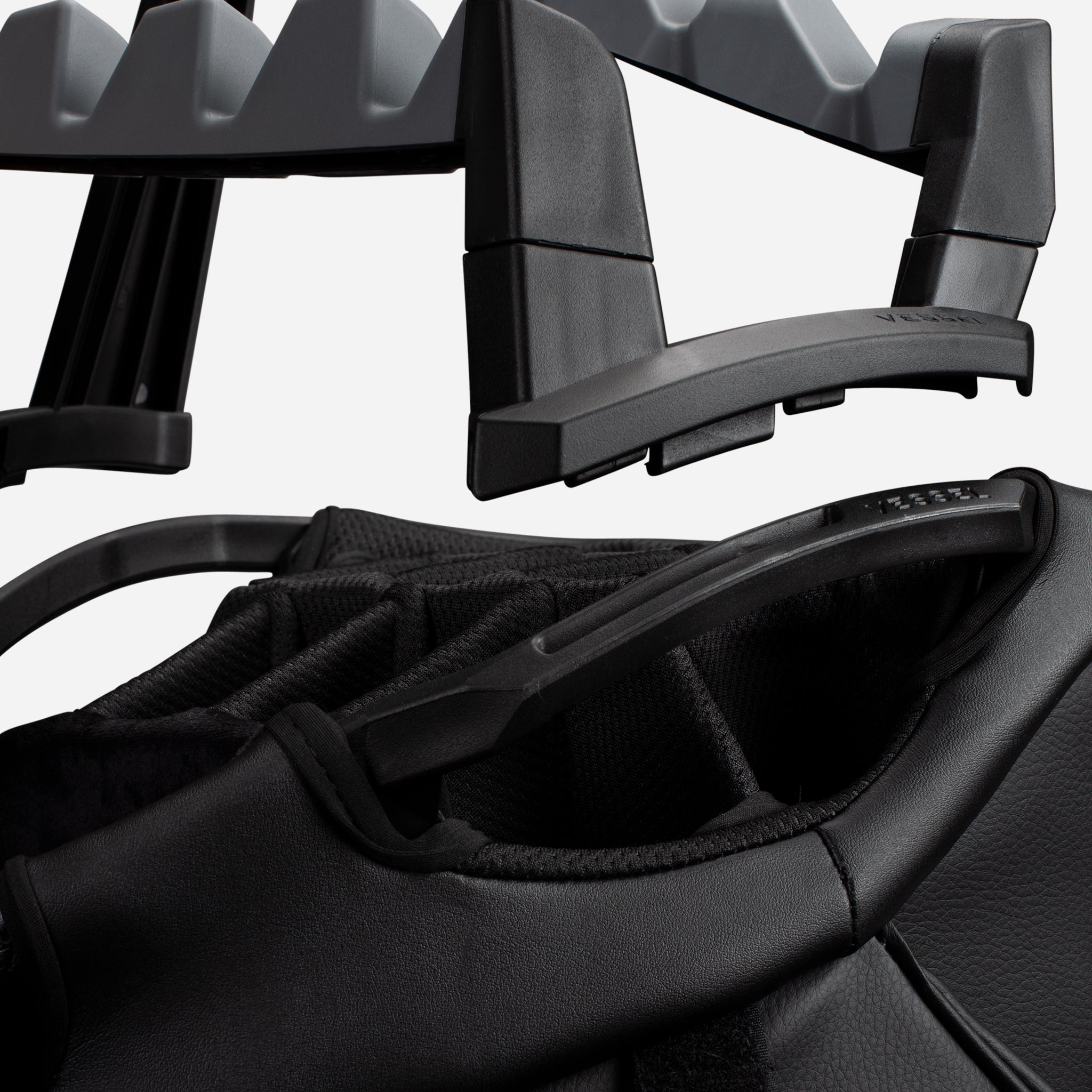 Close up of cart bag golf club organizer mounting brackets #hand_left