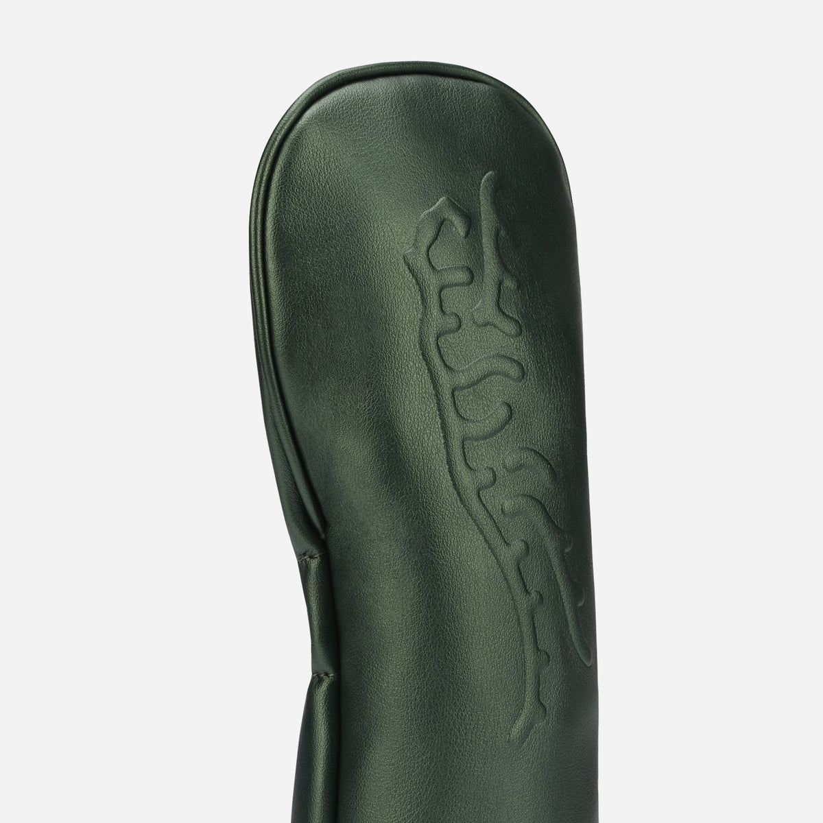 Sun Day Red x VESSEL The Legend Fairway Headcover view 2