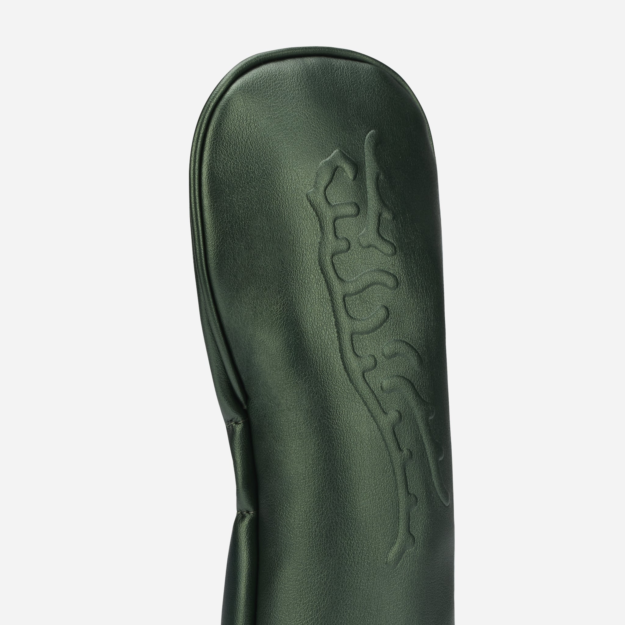Sun Day Red x VESSEL The Legend Fairway Headcover view 2