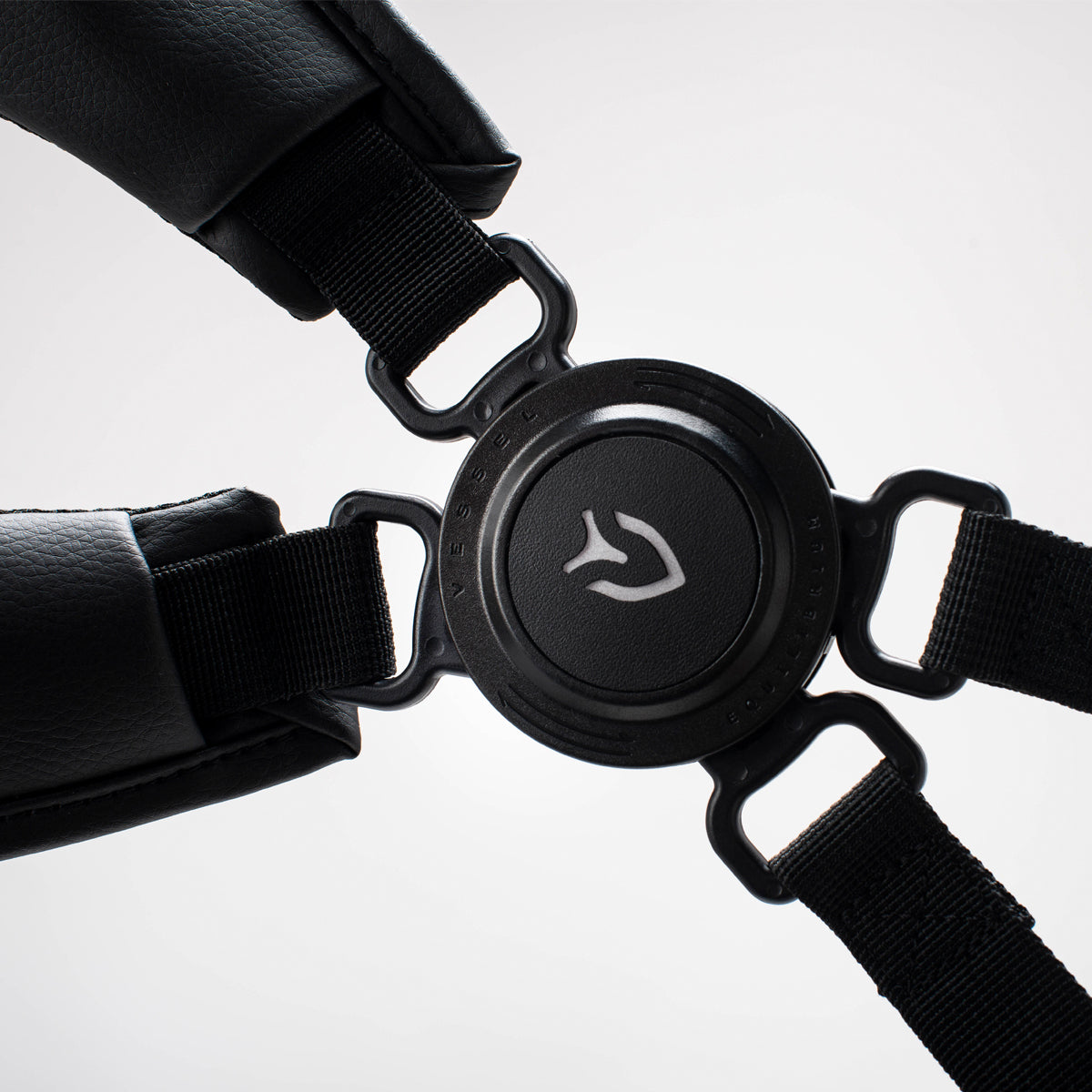 Equilibrium strap on junior air stand