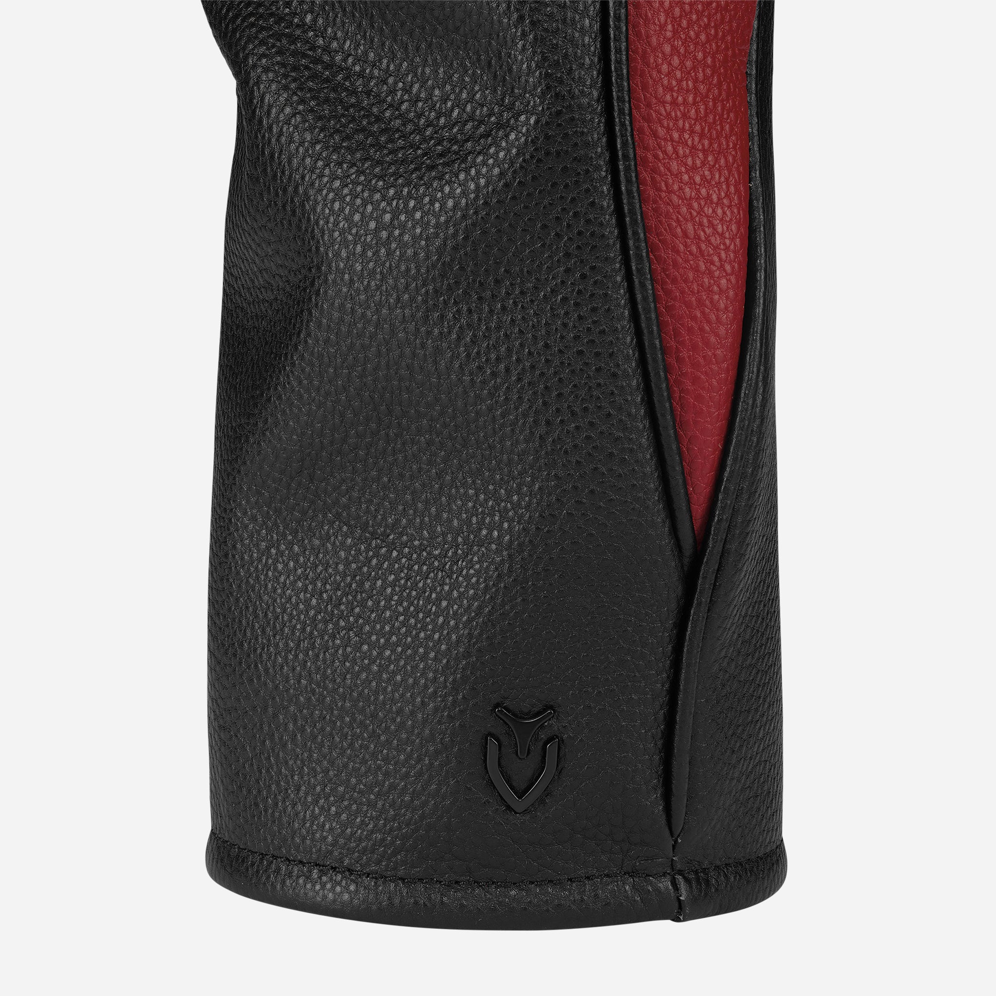 Sun Day Red x VESSEL Driver Vert Wordmark Headcover