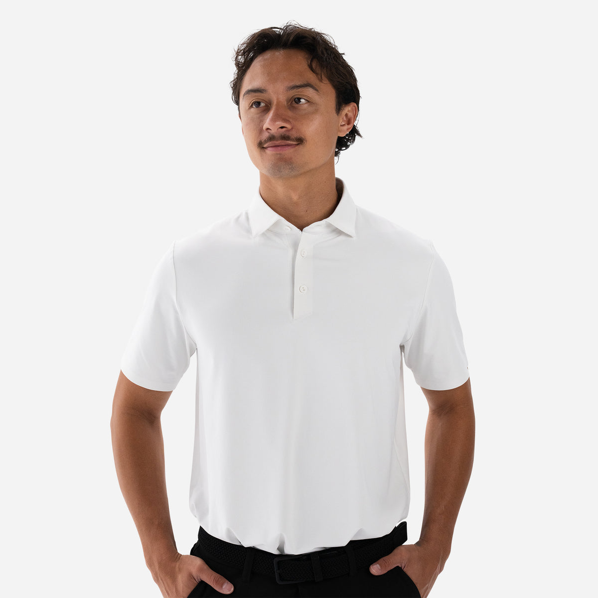#color_Classic White