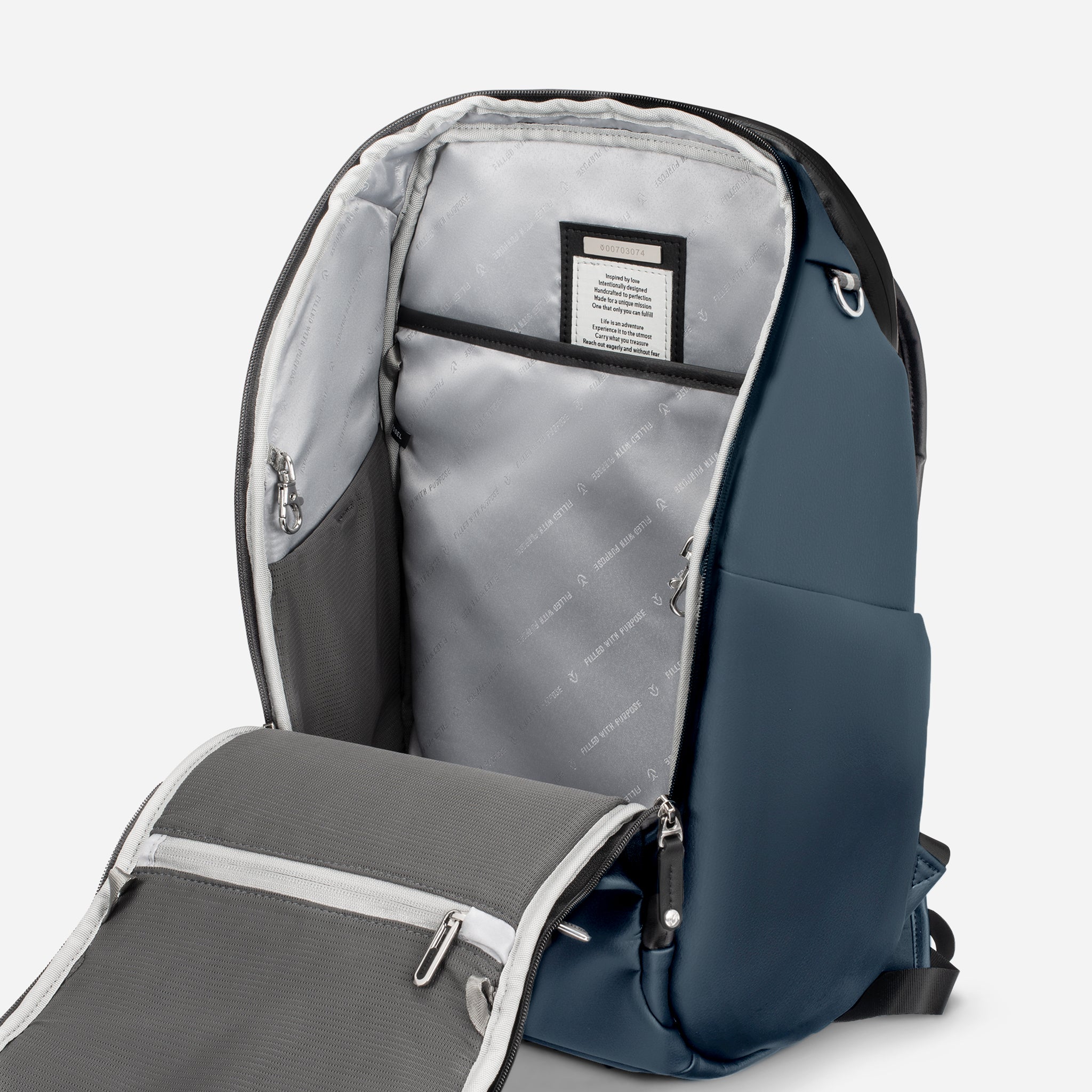 Main compartment of PrimeX 2.0 Backpack Marine