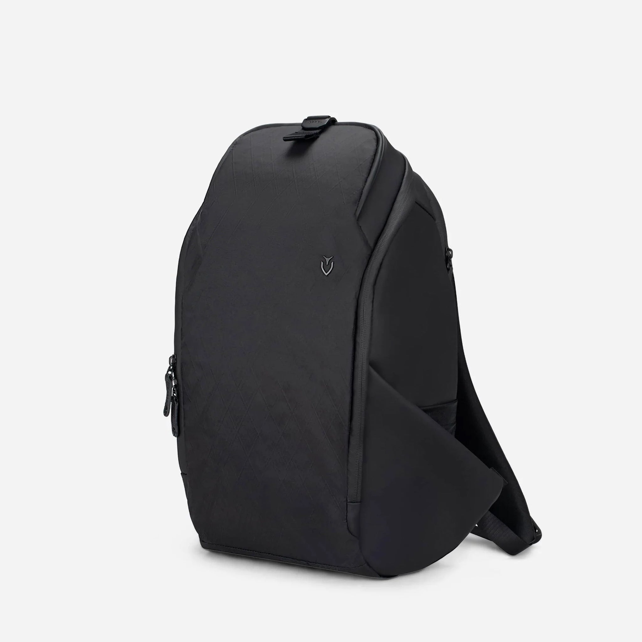 PrimeX DXR Backpack against a white background #color_dxr black