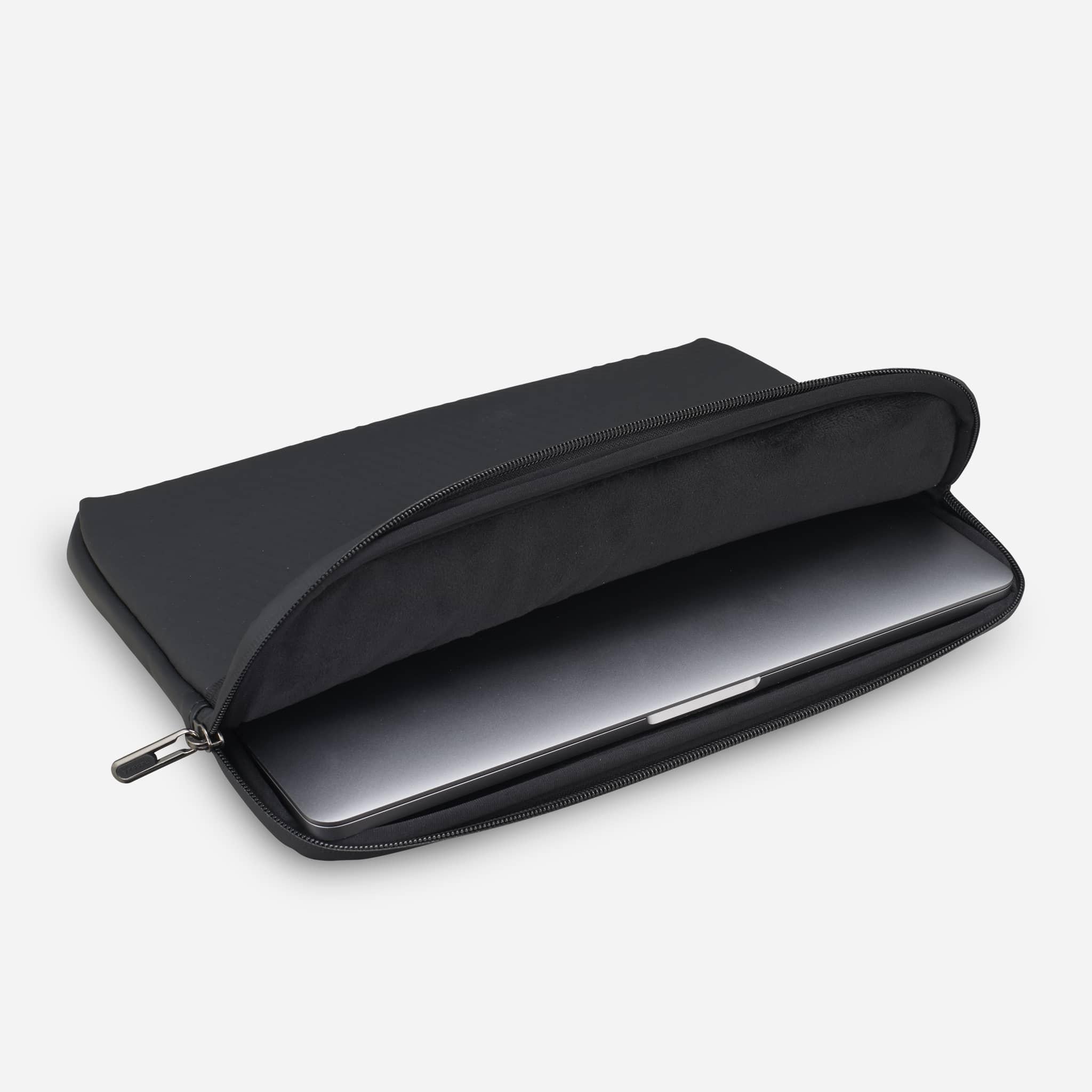 Signature Laptop Sleeve