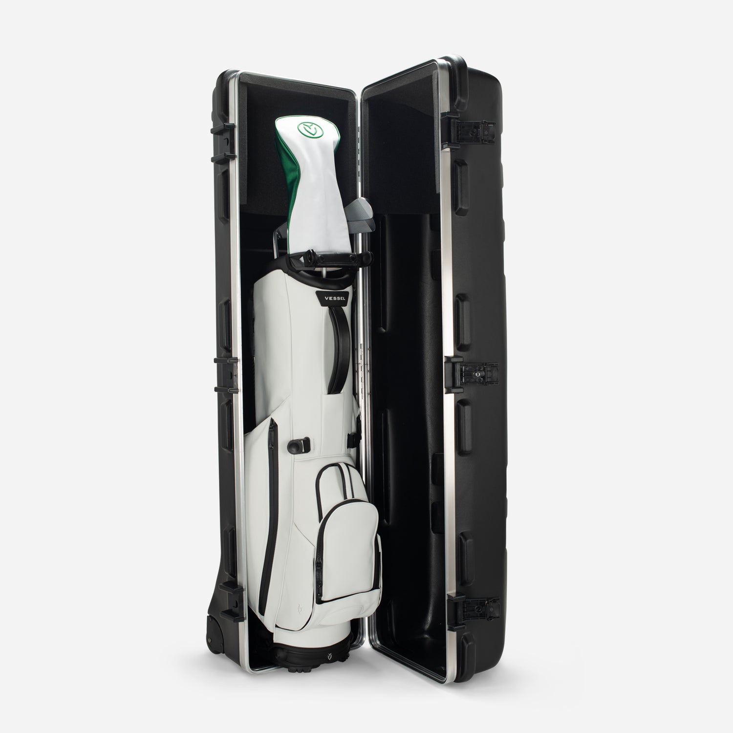 Tips for Traveling with Golf Gear: How to Choose the Best Golf Travel Bags and Travel Covers