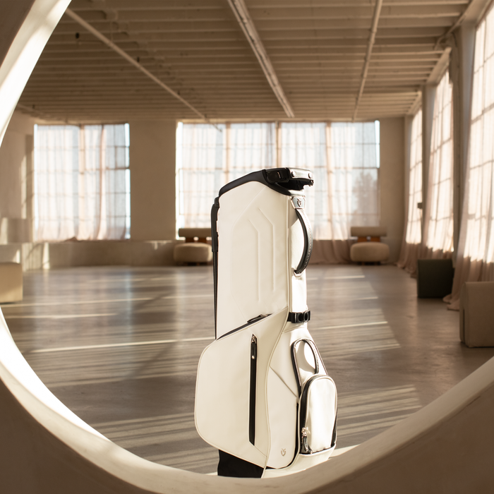 The Lux Looper: A Premium Stand Bag Built for the Walking Golfer