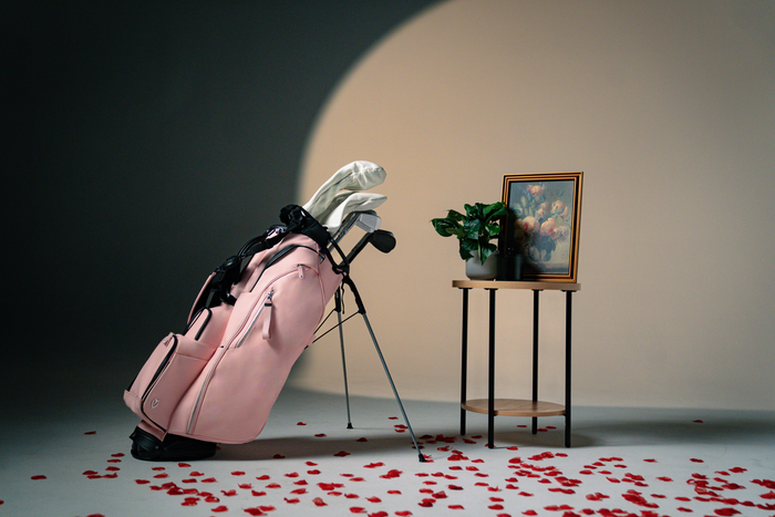 What Are the Differences Between Men's and Women's Golf Clubs