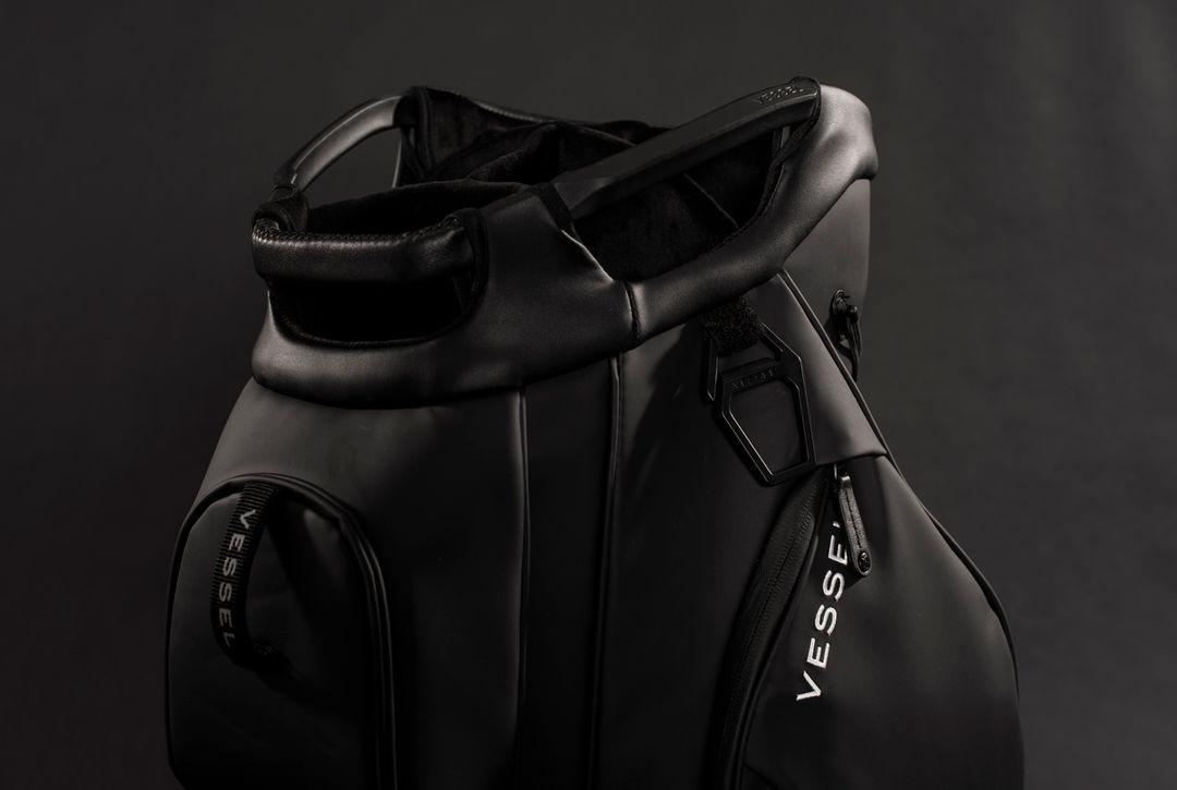 DXR Material: The Ultimate in Lightweight Golf Bag Material