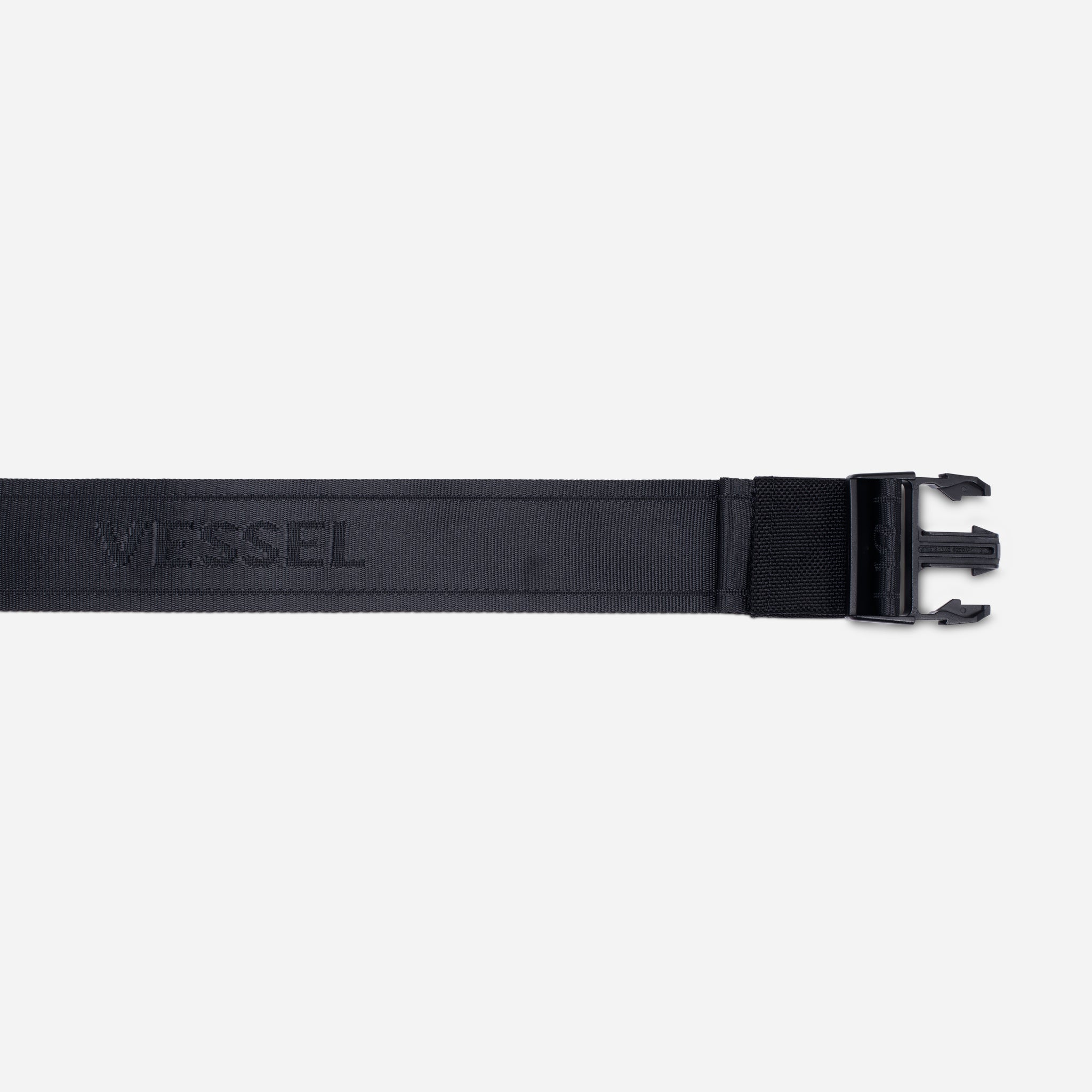 clip of black Travel Compression Strap #color_black