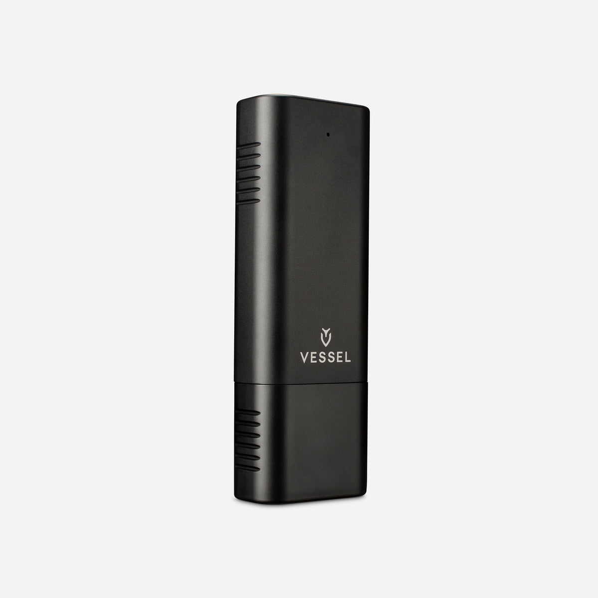 VESSEL x Tübr Gordo Alümen Cigar Case against a white background #color_black