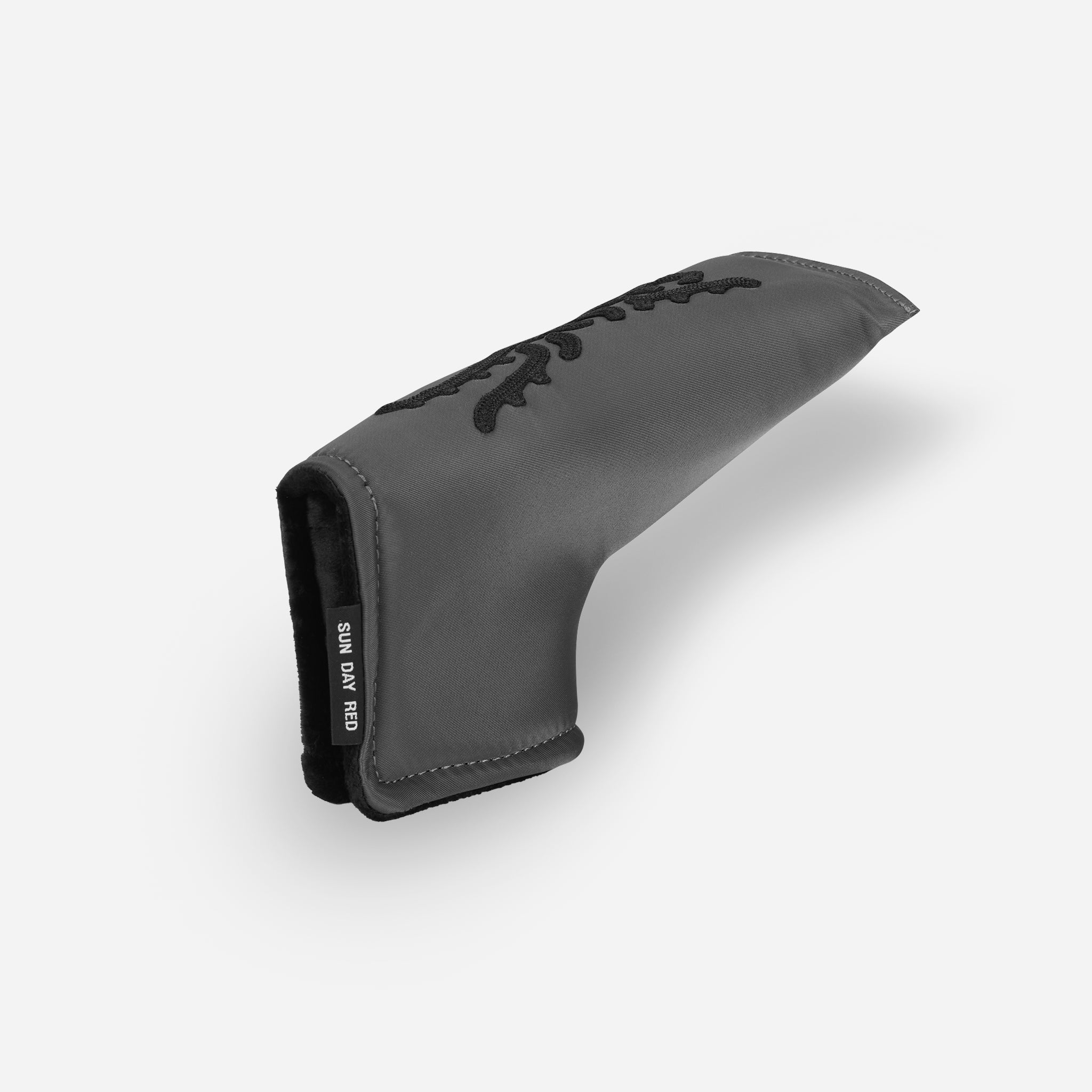 Sun Day Red x VESSEL Icon Nylon Blade Headcover view 2