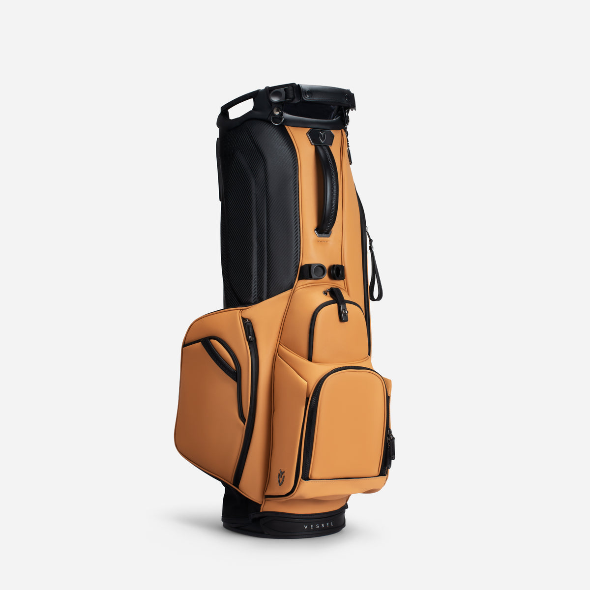Player VI Stand Iron Brew golf bag turned to the right