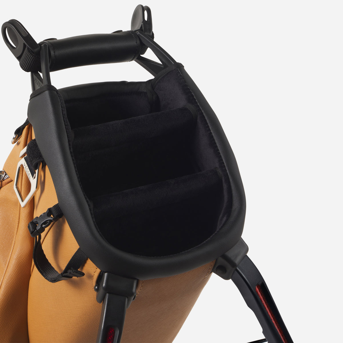 Sun Day Red x VESSEL Sunday IV - The Royal leather golf bag view 2