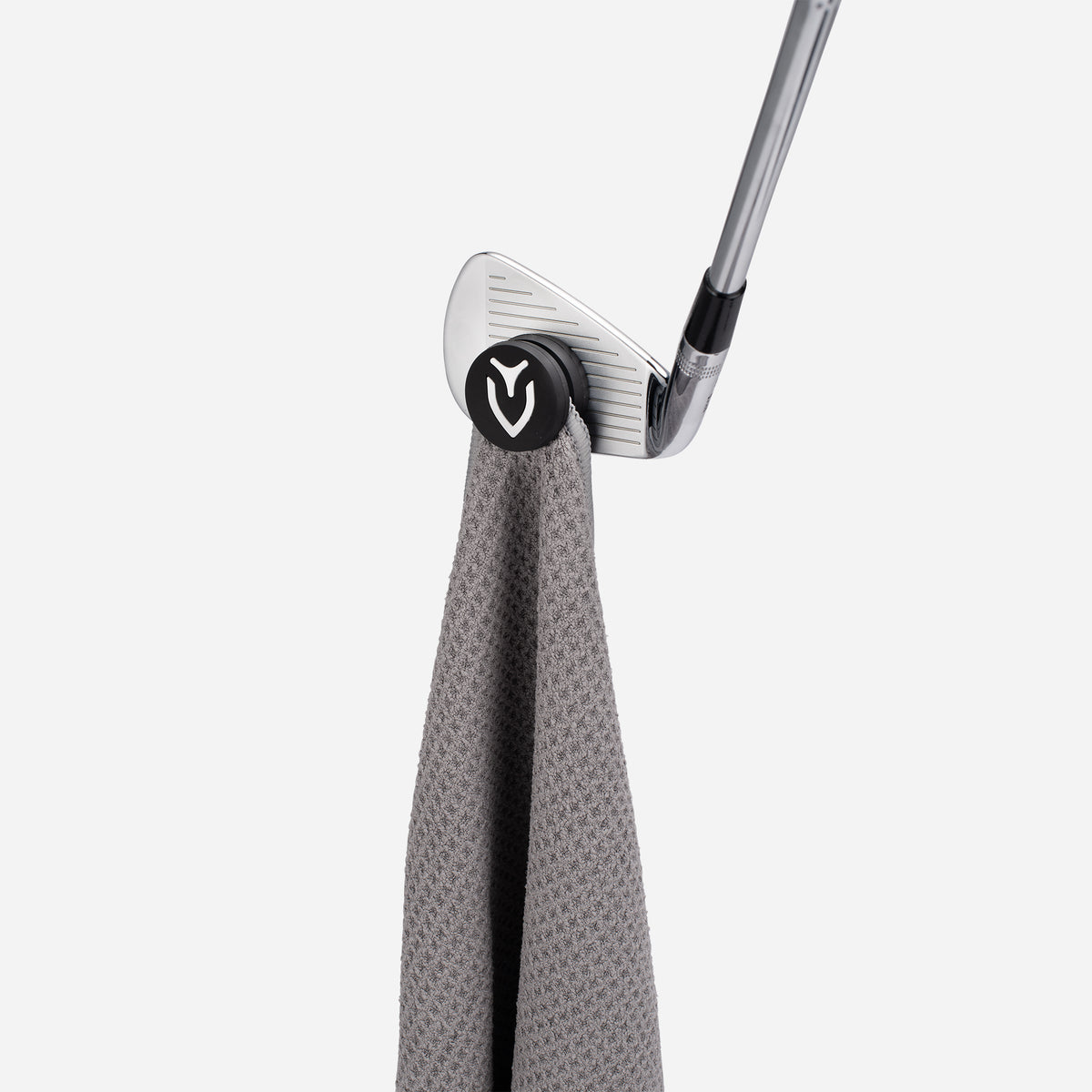 VESSEL x MagnetOwl Mini Towel Magnet holding towel on head of golf club