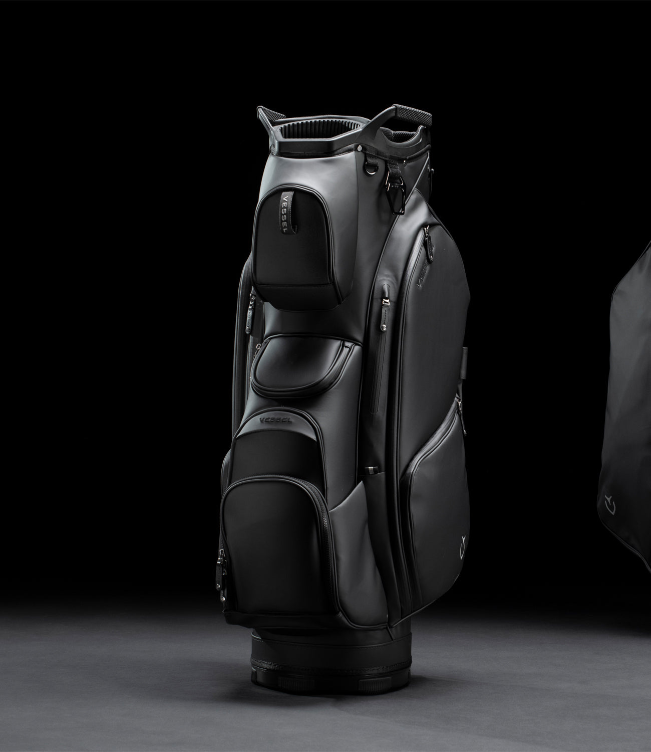 Vessel Crafts Luxury Golf Bags With Tour Performance