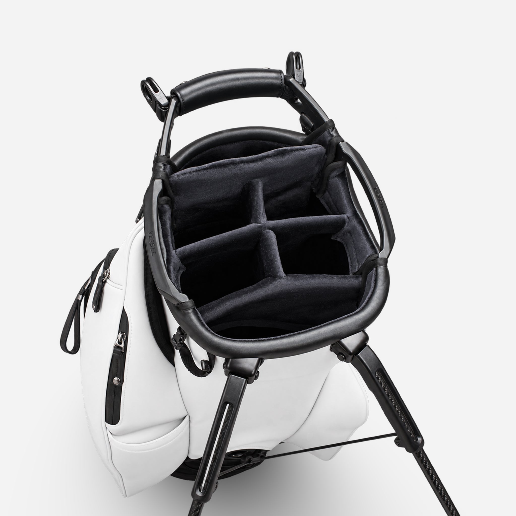 Player VI Stand | White