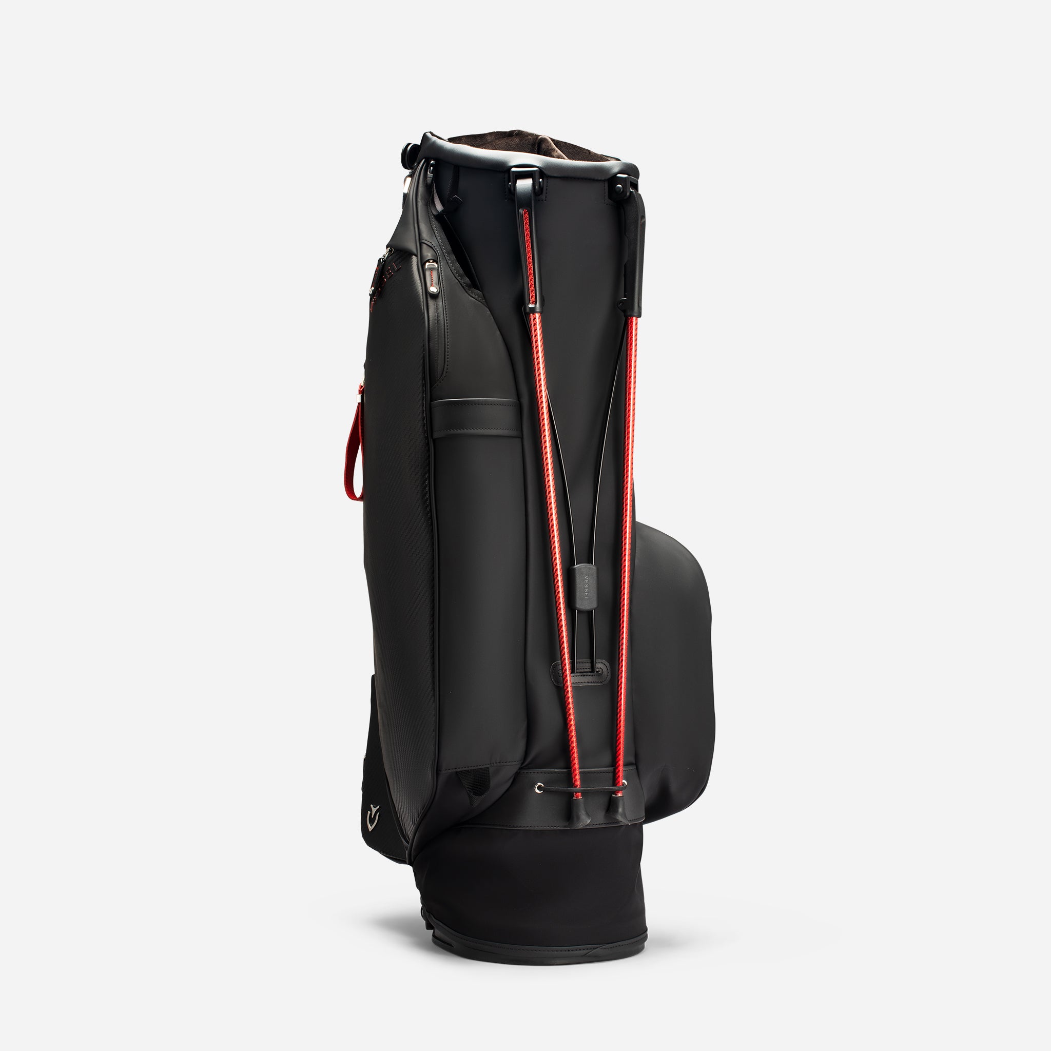 Backside of Nightfire Player V golf bag 
