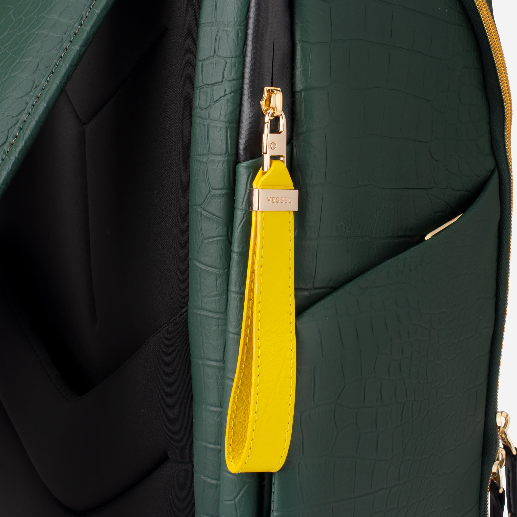 Yellow loop pull for zipper of 2026 Season Opener PrimeX 2.0 Backpack 