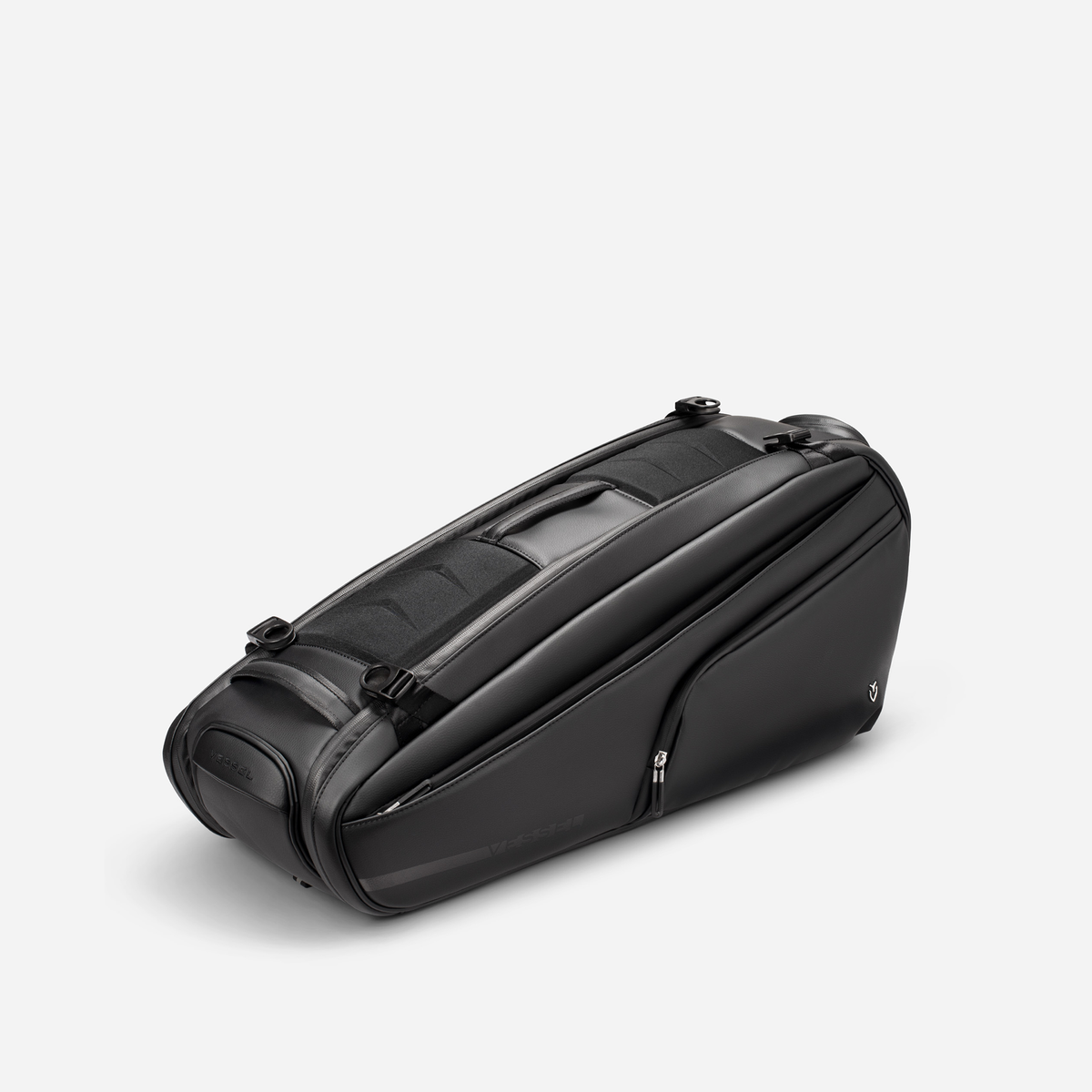 Angled view of Baseline 2.0 Racquet Bag #color_pebbled black