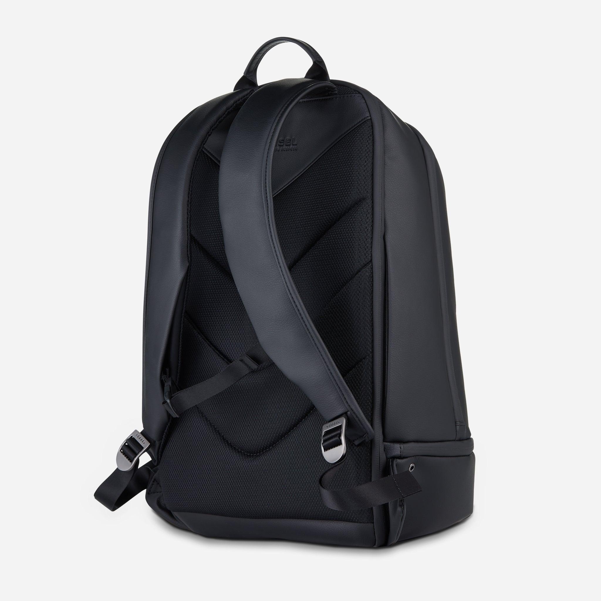 Signature Backpack | Everyday Backpack | Vessel Pebbled Black