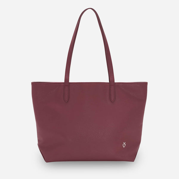 Vessel - The Skyline Lux Tote is a timeless, classic piece you'll